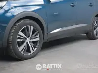 Usata Peugeot 3008 Allure 131 CV (96 kW) 2022 Bluazzurro SUV