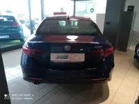 Usata Alfa Romeo Giulia 150 CV (110 kW) 2017 Blu Berlina