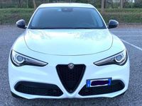 Usata Alfa Romeo Stelvio Business 160 CV (117 kW) 2021 Bianco SUV