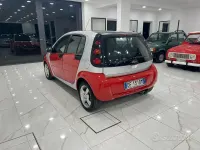 Usata Smart ForFour Passion 95 CV (69 kW) 2007 Rosso Utilitaria