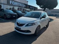 Usata Lancia Ypsilon Gold 69 CV (50 kW) 2023 Bianco Utilitaria