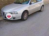 Usata Alfa Romeo 147 115 CV (84 kW) 2005 Grigio Utilitaria