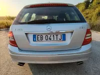 Usata Mercedes C320 224 CV (164 kW) 2010 Grigio Station wagon