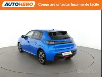 Usata Peugeot 208 101 CV (74 kW) 2022 Bluazzurro Utilitaria