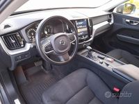 Usata Volvo XC60 Momentum 190 CV (139 kW) 2019 Grigio SUV