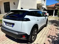 Usata Peugeot 2008 100 CV (73 kW) 2024 Bianco SUV