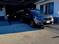 Usata Peugeot 2008 Allure 102 CV (75 kW) 2019 Grigio SUV