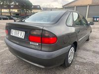 usata Renault Laguna 141,076km anno 1996 come nuova