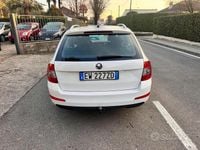 Occasion Skoda Octavia Elegance 105 ch (77 kW) 2014 Blanc Citadine