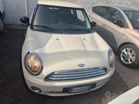 Usata Mini Cooper 95 CV (69 kW) 2008 Beige Utilitaria