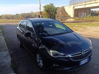 Usata Opel Astra Business 110 CV (80 kW) 2018 Nero Station wagon