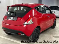 Usata Lancia Ypsilon 69 CV (50 kW) 2018 Rosso Utilitaria
