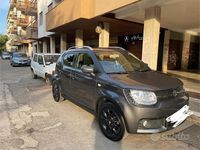 Usado Suzuki Ignis 90 CV (66 kW) 2018 Gris Utilitario