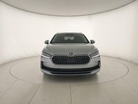 Nuova Skoda Superb Style 150 CV (110 kW) 2026 Argento pebble metallizzato Station wagon