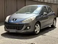 Gebraucht Peugeot 207 Active 92 PS (67 kW) 2011 Grau Limousine