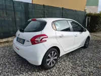 Usata Peugeot 208 Allure 82 CV (60 kW) 2014 Bianco Utilitaria