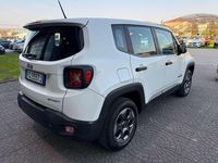 Usata Jeep Renegade Sport 120 CV (88 kW) 2017 Bianco SUV