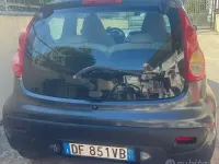 Usata Peugeot 107 68 CV (50 kW) 2007 Nero Utilitaria