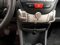 Usata Peugeot 107 68 CV (50 kW) 2006 Blu/azzurro Utilitaria