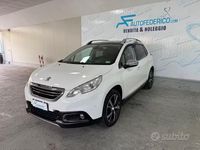 Usata Peugeot 2008 Allure 92 CV (67 kW) 2014 Bianco SUV