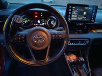 Usata Toyota Yaris Hybrid 116 CV (85 kW) 2021 Rosso Utilitaria