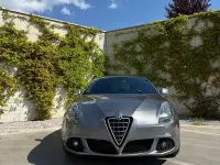 Usata Alfa Romeo Giulietta Quadrifoglio Verde 235 CV (172 kW) 2013 Grigio Utilitaria
