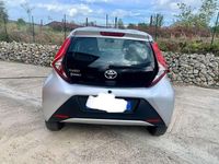 Usata Toyota Aygo 72 CV (52 kW) 2020 Utilitaria