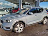 Usata Volvo XC40 Business Edition 163 CV (119 kW) 2019 Grigio pastello SUV
