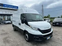 Usata Iveco 35.12 116 CV (85 kW) 2020 Bianco Furgone