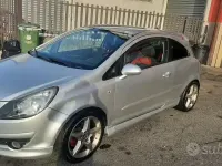 Usata Opel Corsa 65 CV (47 kW) 2009 Grigio Utilitaria