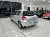 Usata Renault Clio 64 CV (47 kW) 2011 Grigio Utilitaria