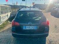 Usata Opel Astra 140 CV (102 kW) 2013 Nero Station wagon