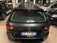 Usata VW Passat Business 122 CV (89 kW) 2021 Grigio Station wagon