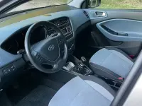 Usata Hyundai i20 75 CV (55 kW) 2015 Grigio Berlina