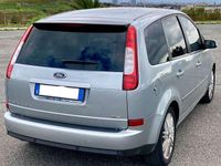Usata Ford C-MAX Ghia 136 CV (100 kW) 2004 Argento Monovolume