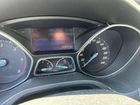 Usata Ford Focus 95 CV (69 kW) 2012 Nero Station wagon