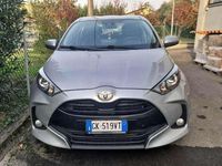Usata Toyota Yaris Active 72 CV (52 kW) 2022 Argento Berlina