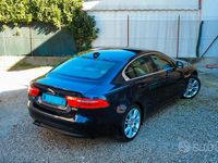 Usata Jaguar XE Prestige 180 CV (132 kW) 2017 Blu Berlina