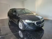 Usata Skoda Octavia G-TEC SportLine 130 CV (95 kW) 2022 Viola Station wagon