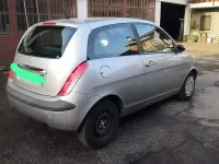 Usata Lancia Ypsilon 60 CV (44 kW) 2003 Utilitaria