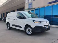 Usata Fiat Doblò 131 CV (96 kW) 2024 Bianco Monovolume
