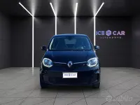 Usata Renault Twingo 30 kW (42 CV) 2023 Nero Utilitaria