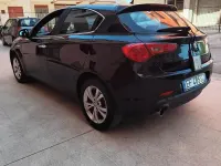 Usata Alfa Romeo Giulietta Progression 105 CV (77 kW) 2011 Nero Utilitaria