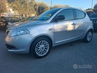 Usata Lancia Ypsilon Platinum 69 CV (50 kW) 2014 Grigio Utilitaria