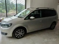 Usata VW Touran Comfortline 105 CV (77 kW) 2011 Grigio Monovolume