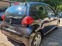 Usata Toyota Aygo 68 CV (50 kW) 2005 Grigio Utilitaria