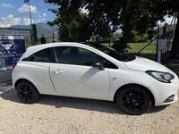 Usado Opel Corsa 90 HP (66 kW) 2016 Preto Coupé