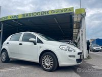Usata Fiat Punto Street 69 CV (50 kW) 2016 Bianco Utilitaria