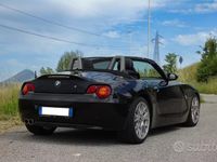 Begagnad BMW Z4 Efficient Dynamics 192 HK (141 kW) 2003 Svart Cab