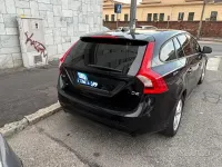 Usata Volvo V60 120 CV (88 kW) 2017 Nero Station wagon